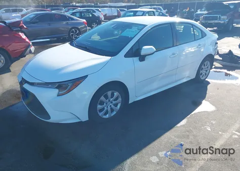 2022 Toyota Corolla Le z USA, uszkodzony, nr VIN JTDEPMAE5NJ201171